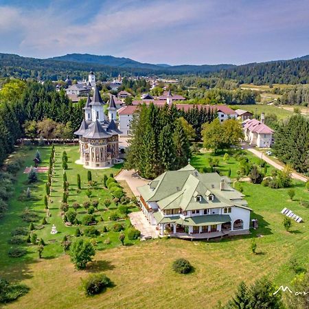 Minastirea Neamt Casa "Ierusalim-Hozeva-Hozeva" 게스트하우스 외부 사진